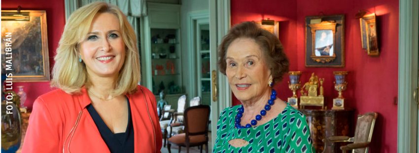 Nieves Herrero, junto a Carmen Franco en uno de sus encuentro-entrevista