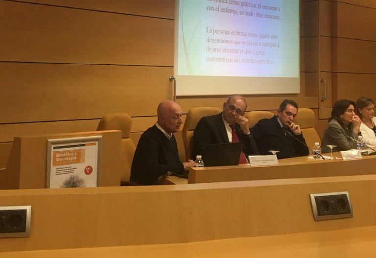 Presentación del libro de bioética de José Ramón Amor Pan en la Fundación Pablo VI