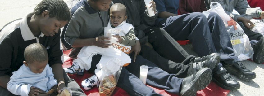 mujeres subsaharianas en situación vulnerable con sus hijos red apoyo proyecto odos