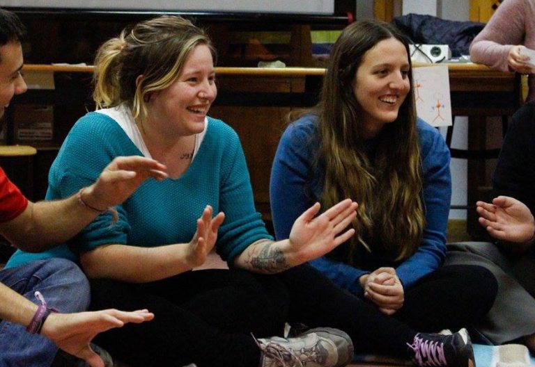 jovenes en el pre sinodo foto de raquel lara