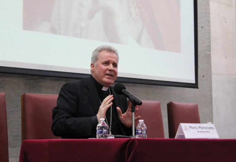 Obispo de Bilbao: “El Papa Francisco invita en Amoris Laetitia a redescubrir Humanae Vitae”