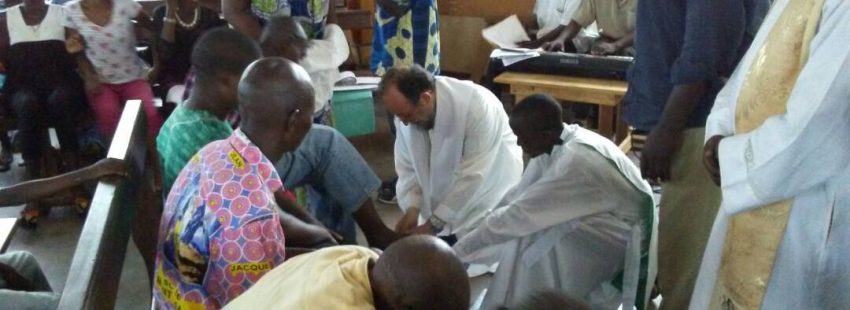 Juan José Aguirre celebra el Jueves Santo en el hospital de Bangui