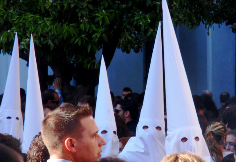 La Aemet cobrará a las cofradías por la información del tiempo