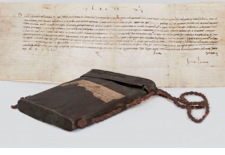 Bula de León X, que concedió a Molina de Aragón (Guadalajara) el privilegio de celebrar a