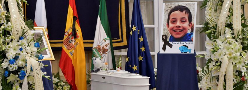 Capilla ardiente del niño Gabriel Cruz en la Diputación de Almería, por donde desfilaron miles