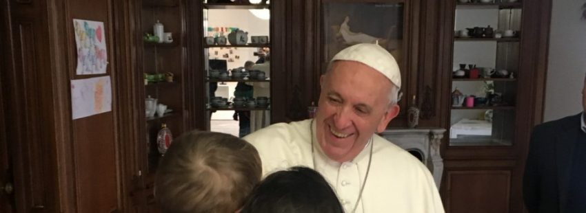 El Papa Francisco, visita una casa de acogida para mujeres reclusas