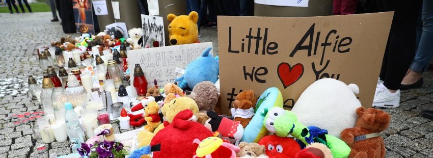 Protestas a favor de los padres del bebé Alfie