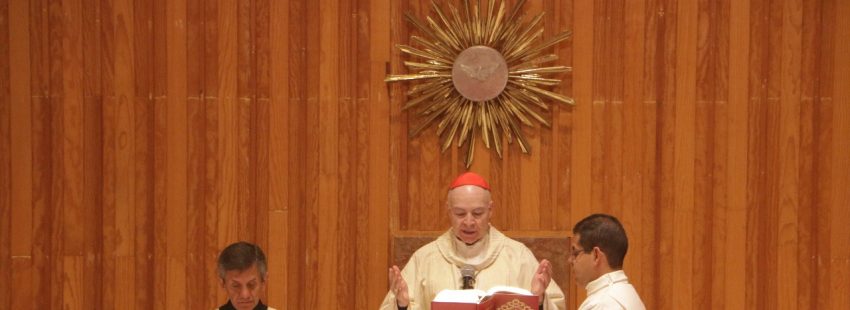 El cardenal Aguiar pide transparencia y honestidad en el manejo de los bienes de la Iglesia