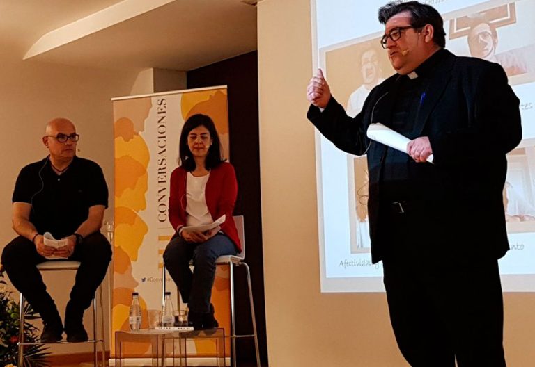 Raúl Tinajero, Vicente Esplugues y Teresa Comba, en las III Conversaciones PPC