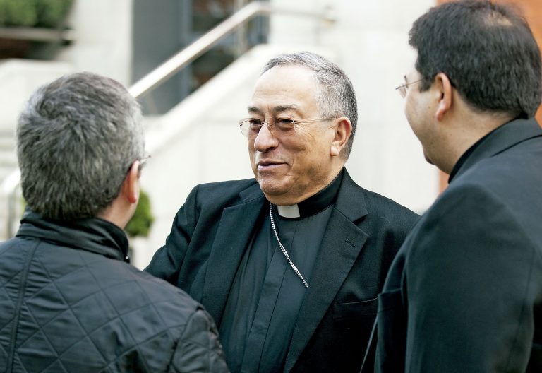 El cardenal arzobispo de Tegucigalpa y coordinador del C-9, Óscar Andrés Rodríguez Maradiaga, ponente de la 47ª Semana Nacional para los Institutos de Vida Consagrada