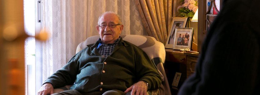 Antonio es el santo de la puerta de al lado del padre Gonzalo de la parroquia de San Juan de Dios