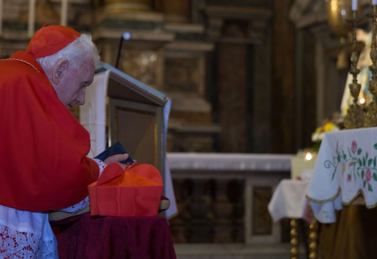El cardenal de Albania Ernest Simoni exorcismos/ CNA
