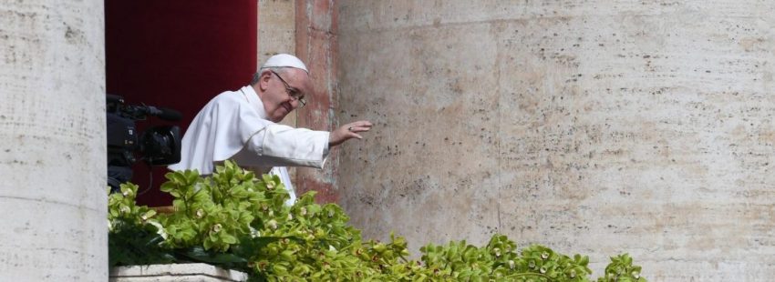 El Papa Francisco, en la bendición Urbi et Orbi de la Pascua de 2018/EFE