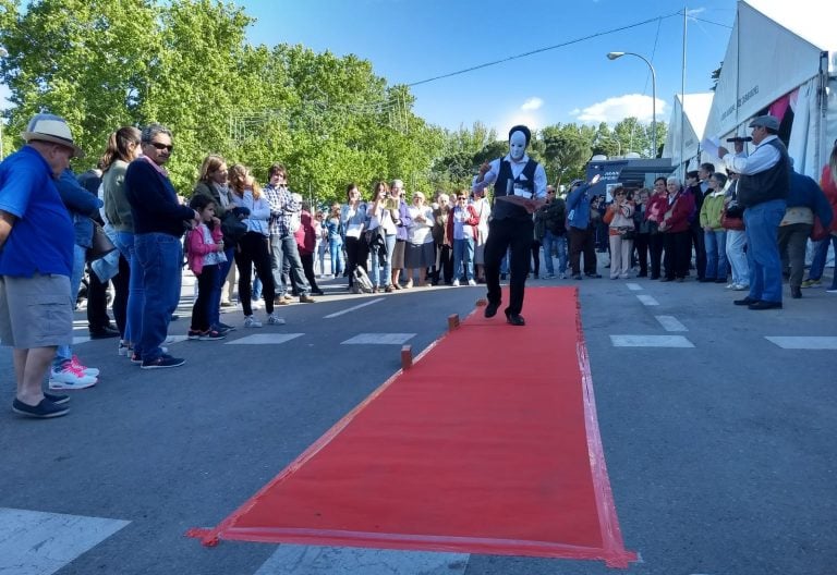 Representación trabajos precarios juventud JOC