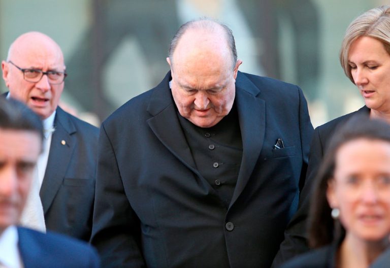 Philip Wilson, arzobispo australiano condenado encubrir abusos sexuales a menores