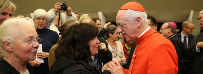 El cardenal de Bruselas propone celebraciones de acción de gracias para las parejas homosexuales