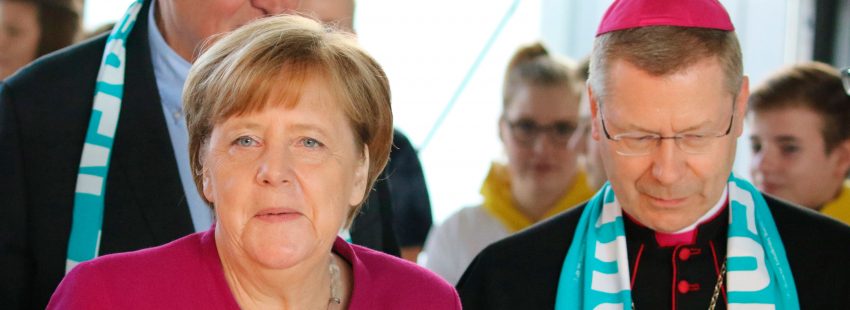 Merkel reconoce ante los católicos alemanes que “la ley de inmigración es una prioridad”