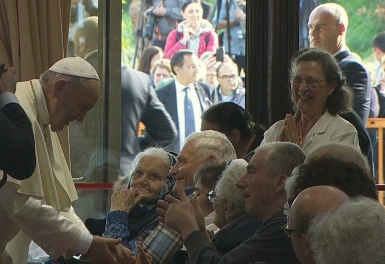 El Papa visita la comunidad de Nomadelfia
