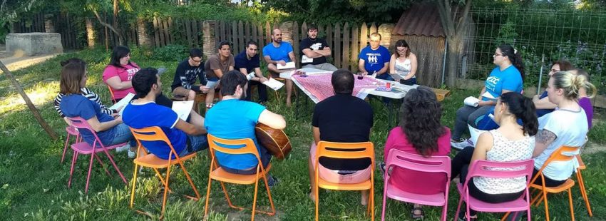 “Para muchos jóvenes seréis el único Evangelio que podrán leer”, recuerda el consiliario a