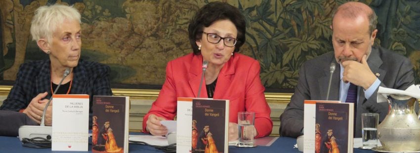 Lucetta Scaraffia, Nuria Calduch y Giovanni Maria Vian