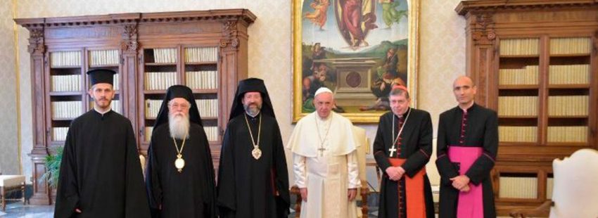 El papa se reune con una delegacion del patriarca ecumenico de constantinopla bartolome I que viaja a Roma para celebrar la fiesta de los santos Pedro y Pablo