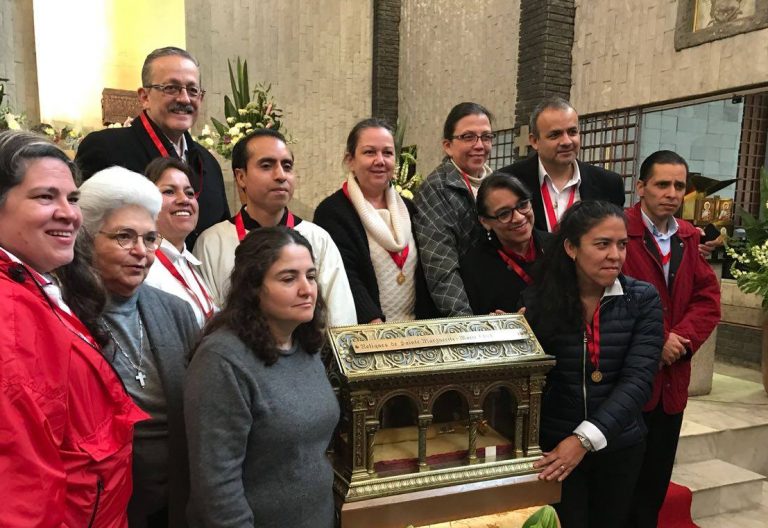Las reliquias de la vidente del Sagrado Corazón de Jesús llegan a la Catedral de México