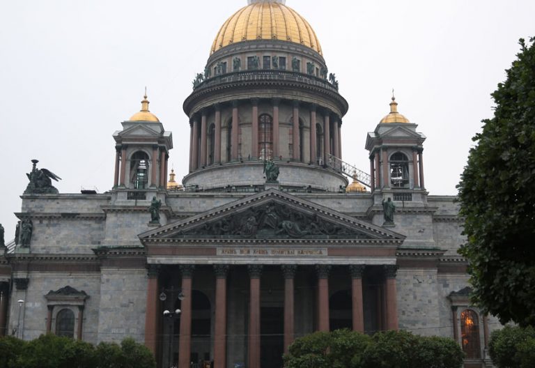 Catedral ortodoxa de san Isaac en San petersburgo Rusia