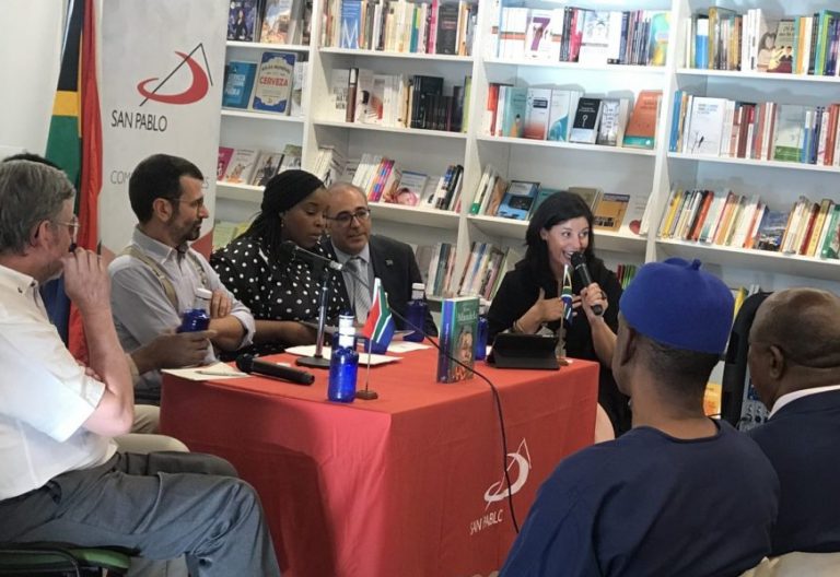 Presentación del libro de Javier Fariñas sobre Nelson Mandela