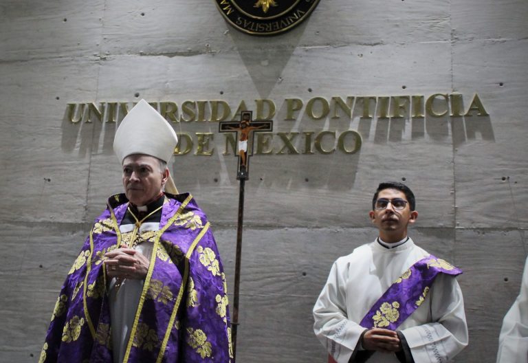 Las tres claves espirituales del cardenal Aguiar para ayudar a quien ha sido víctima de abuso