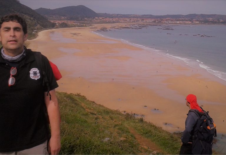 Txema Logroño, autor de '110 destinos en España con la gracia de Dios'