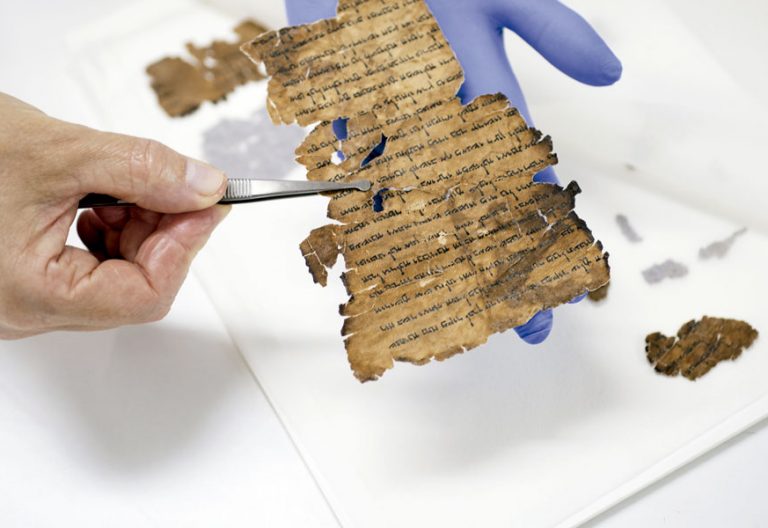 Los manuscritos del Mar Muerto