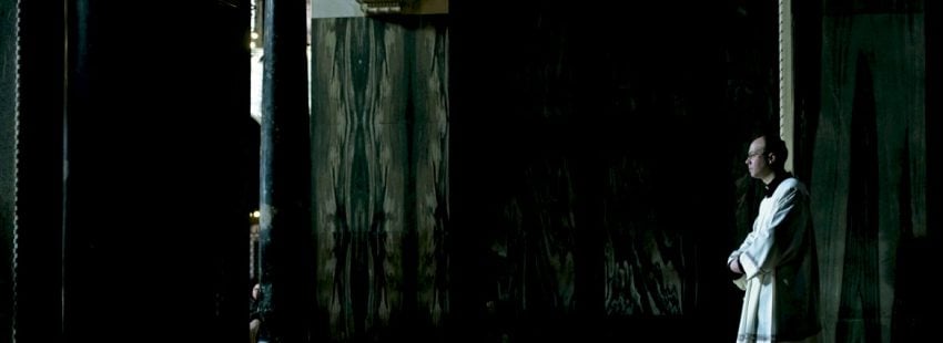 cura sacerdote presbitero