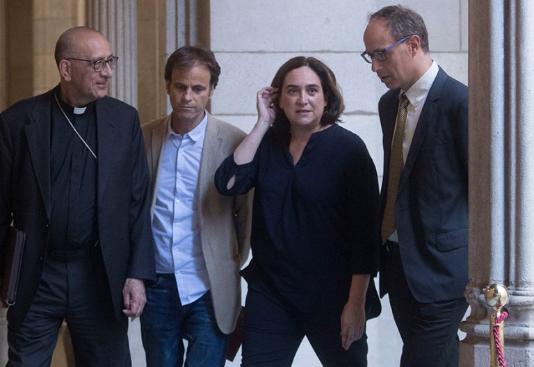 Omella le recrimina a Europa que “no está a la altura” en acogida