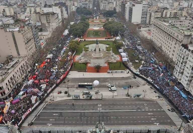 El Senado argentino rechazó el proyecto sobre el aborto
