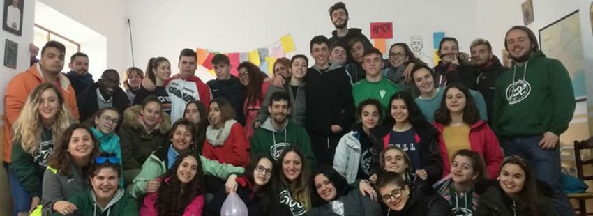 jóvenes en una foto de la joc para el blog de raquel lara