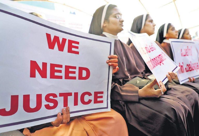 Monjas indias contra el obispo Mulakkal