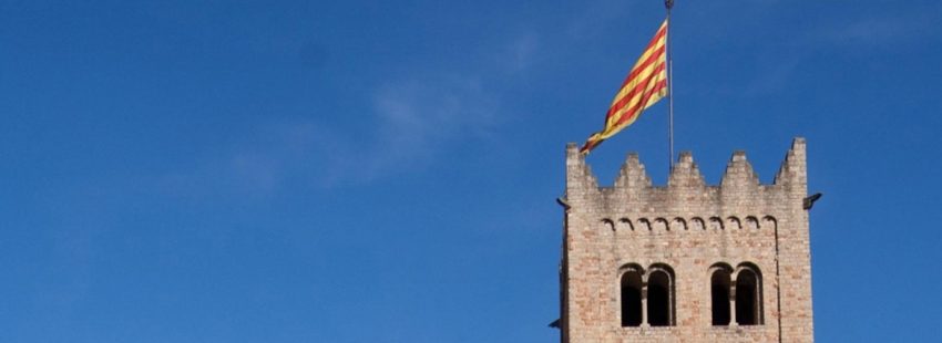 La Iglesia da un paso atrás en la Diada