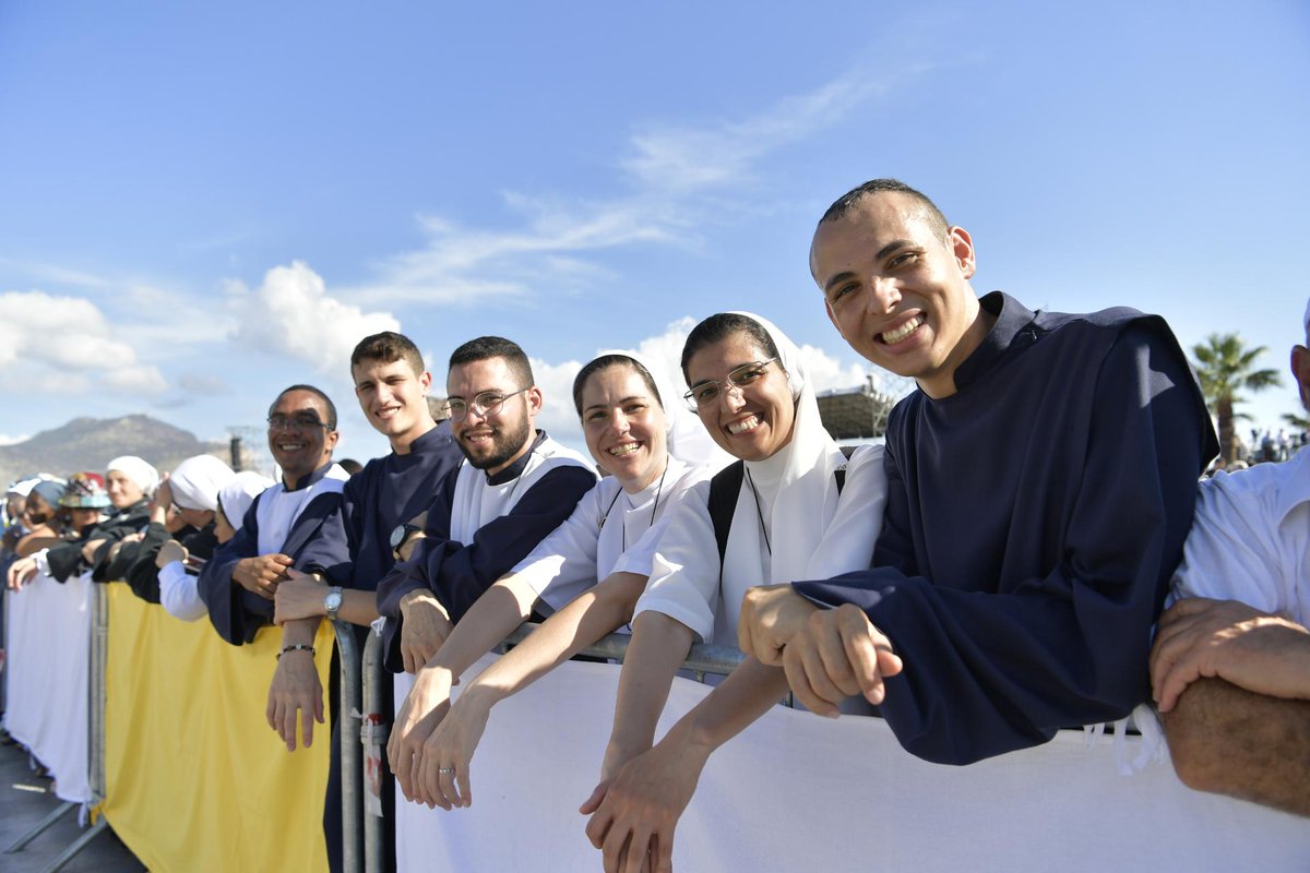 Asistentes a la misa presidida en Palermo por el papa Francisco el 15 de septiembre de 2018