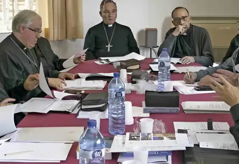 Los obispos catalanes brindan su apoyo y cercanía a Francisco