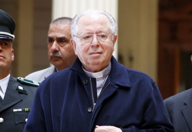 El ex sacerdote chileno Fernando Karadima Fariña/EFE