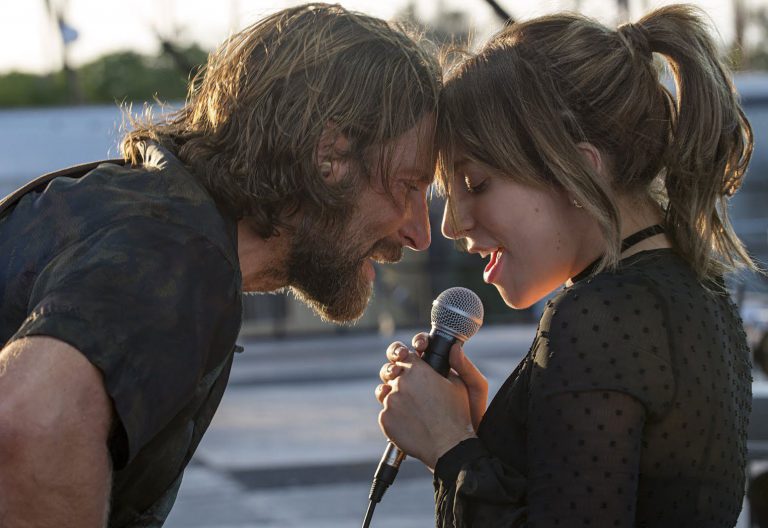 Fotograma de 'Ha nacido una estrella'