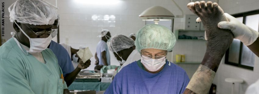 Julia Aguiar, enfermera misionera en Benin