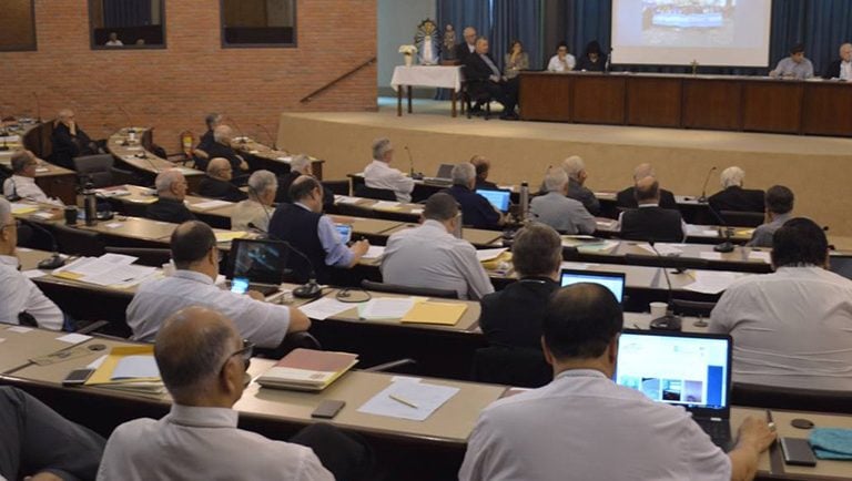 Obispos argentinos: “Cuando miramos el país lo hacemos como pastores. No somos