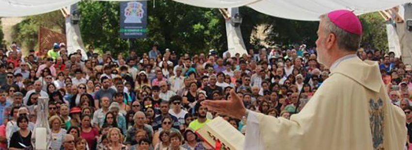 En Chile, con masivas peregrinaciones, celebran a la Inmaculada