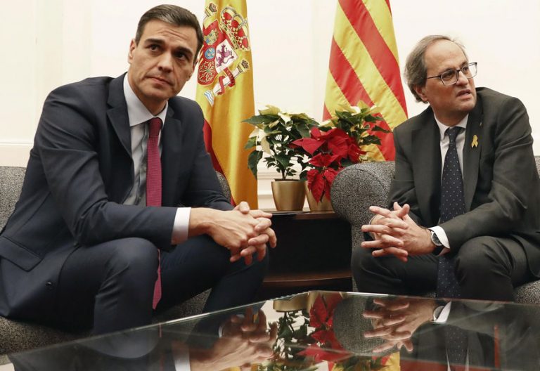 Pedro Sánchez y Quim Torra, en la reunión que mantuvieren en Pedralbes el 20 de diciembre, en la víspera del Consejo de Ministros que se celebraba en Barcelona