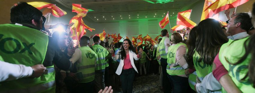 Vox consigue 12 diputados en Andalucía
