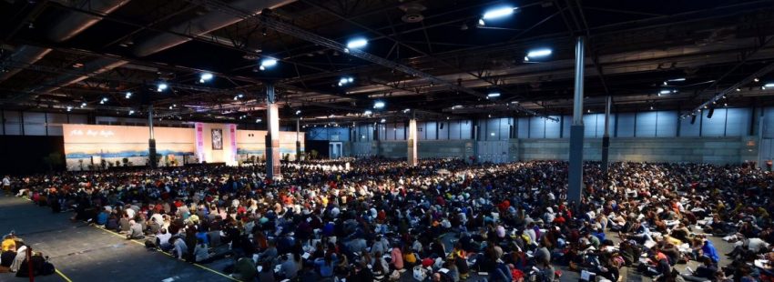 Última oración del encuentro europeo de jóvenes de Taizé en Madrid