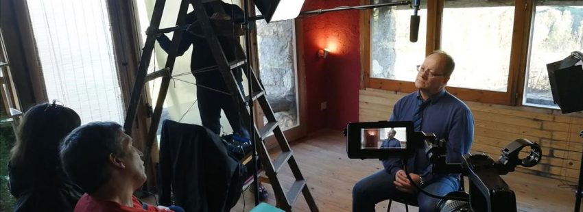 Un exprofesor de la maristas, acusado de abusos sexuales a menores, en la grabación de la serie