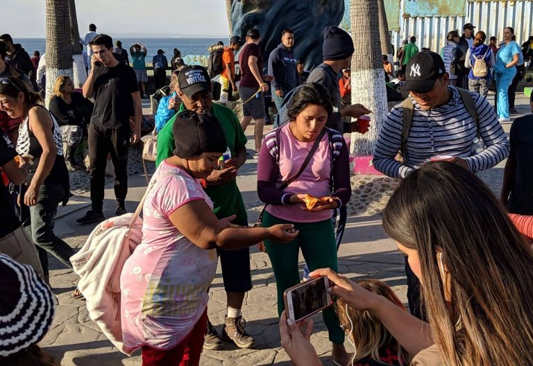 Los obispos de las diócesis fronterizas de EE.UU. y México convocan a reunión urgente para