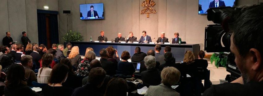 Rueda de prensa cumbre antiabusos Roma